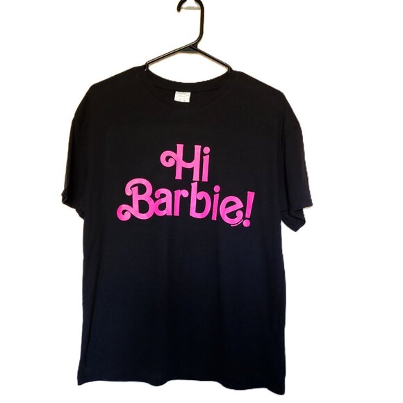 *NEW* HI BARBIE! Pink Graphic Women's Black T-Shirt Size Small - Picture 1 of 3